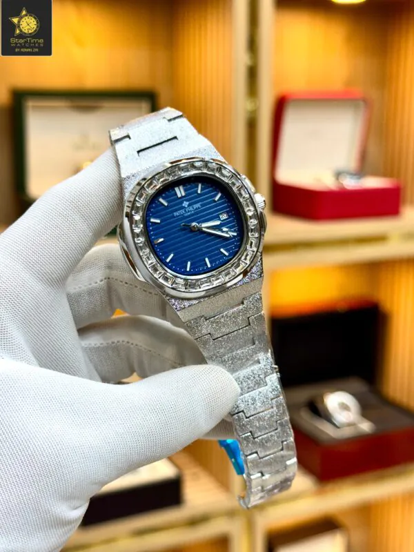 PATEK PHILLIPPE DISCO VALENT DIAMOND BEZEL